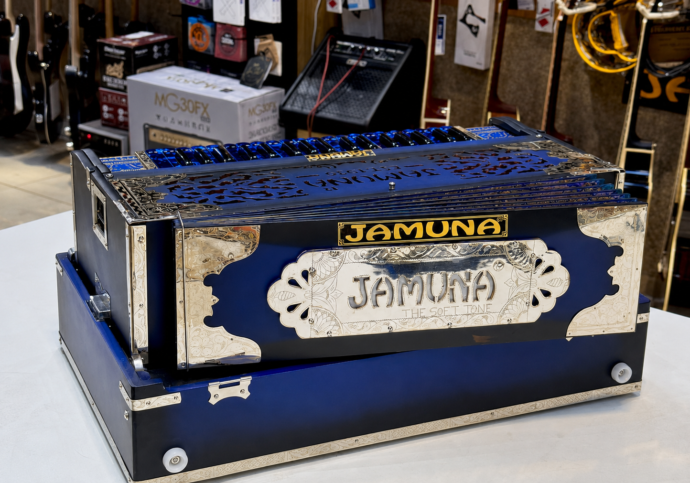 Portable Harmonium: A Perfect Choice for Singers and Music Lovers